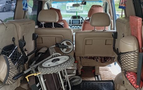 Nissan Serena II, 2003 год, 720 000 рублей, 7 фотография