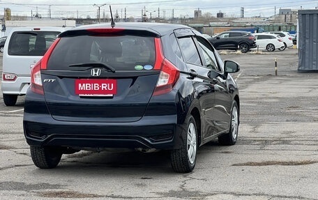 Honda Fit III, 2019 год, 1 220 000 рублей, 9 фотография