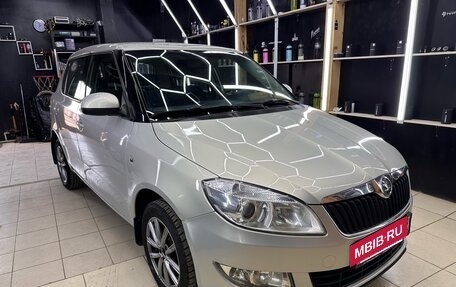 Skoda Fabia II, 2013 год, 670 000 рублей, 2 фотография