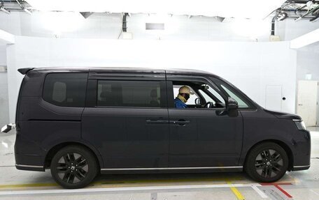 Honda Stepwgn, 2022 год, 2 146 010 рублей, 3 фотография