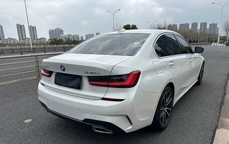 BMW 3 серия, 2021 год, 2 950 000 рублей, 3 фотография