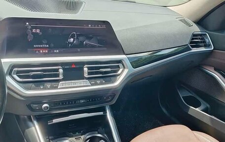 BMW 3 серия, 2021 год, 3 100 000 рублей, 12 фотография