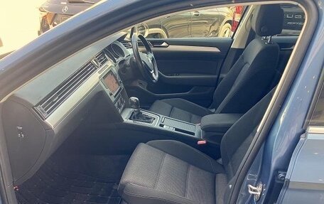 Volkswagen Passat B8 рестайлинг, 2017 год, 1 300 000 рублей, 12 фотография