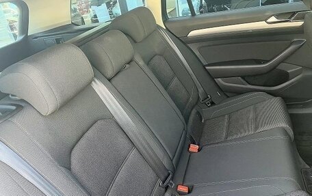 Volkswagen Passat B8 рестайлинг, 2017 год, 1 300 000 рублей, 16 фотография