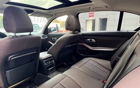 BMW 3 серия, 2021 год, 3 100 000 рублей, 12 фотография