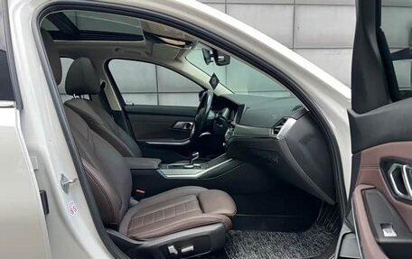 BMW 3 серия, 2021 год, 3 100 000 рублей, 11 фотография