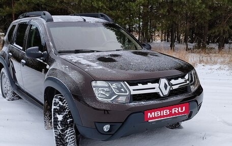 Renault Duster I рестайлинг, 2017 год, 1 450 000 рублей, 2 фотография