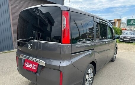Honda Stepwgn IV, 2017 год, 2 020 000 рублей, 10 фотография