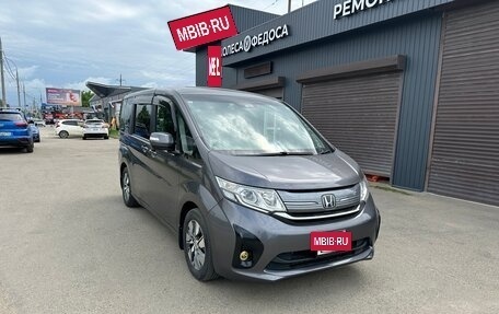 Honda Stepwgn IV, 2017 год, 2 020 000 рублей, 2 фотография