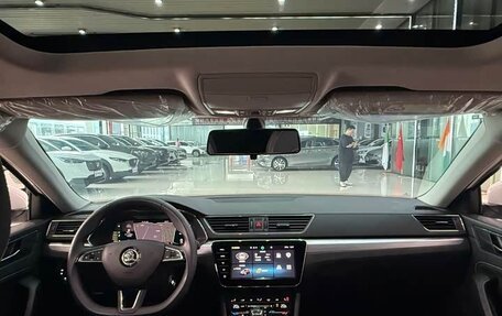 Skoda Superb III рестайлинг, 2022 год, 1 920 000 рублей, 8 фотография