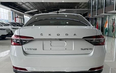 Skoda Superb III рестайлинг, 2022 год, 1 920 000 рублей, 5 фотография
