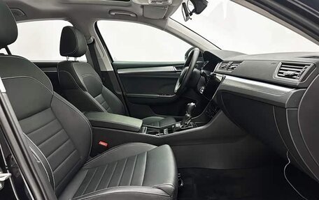 Skoda Superb III рестайлинг, 2022 год, 1 918 000 рублей, 11 фотография