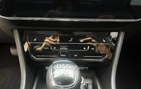 Skoda Superb III рестайлинг, 2022 год, 1 918 000 рублей, 10 фотография