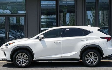 Lexus NX I, 2020 год, 2 800 000 рублей, 15 фотография