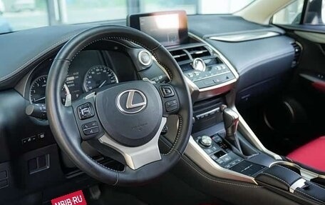 Lexus NX I, 2020 год, 2 800 000 рублей, 4 фотография