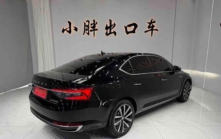 Skoda Superb III рестайлинг, 2022 год, 1 975 000 рублей, 4 фотография