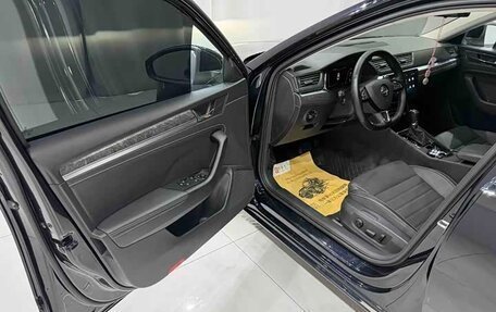 Skoda Superb III рестайлинг, 2022 год, 1 975 000 рублей, 7 фотография