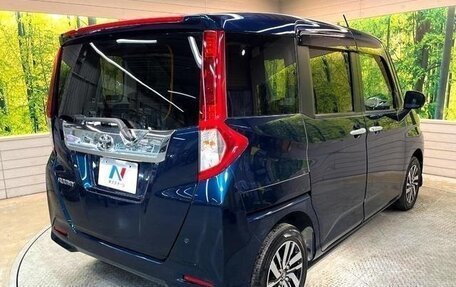 Toyota Roomy I, 2017 год, 850 000 рублей, 2 фотография