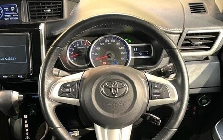 Toyota Roomy I, 2017 год, 850 000 рублей, 8 фотография