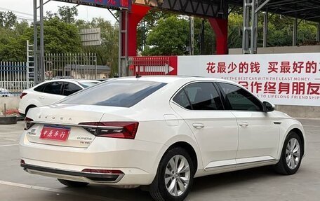 Skoda Superb III рестайлинг, 2022 год, 1 838 000 рублей, 5 фотография
