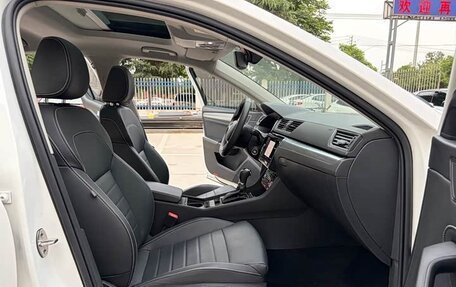 Skoda Superb III рестайлинг, 2022 год, 1 838 000 рублей, 12 фотография