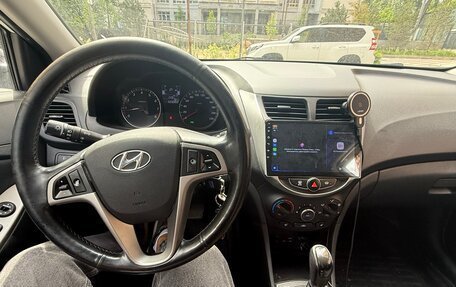 Hyundai Solaris II рестайлинг, 2014 год, 925 000 рублей, 8 фотография