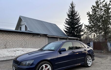Toyota Altezza, 2002 год, 1 045 000 рублей, 6 фотография