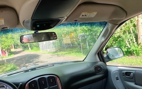 Chrysler Town & Country IV, 2005 год, 350 000 рублей, 4 фотография
