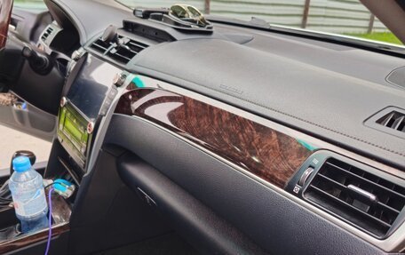 Toyota Camry, 2017 год, 2 350 000 рублей, 9 фотография