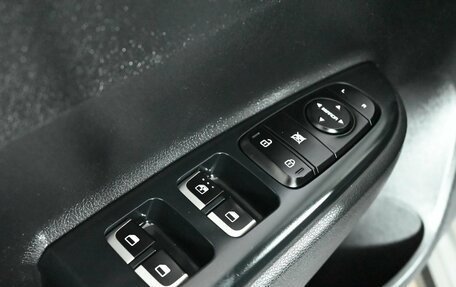 KIA Rio IV, 2019 год, 1 750 000 рублей, 14 фотография