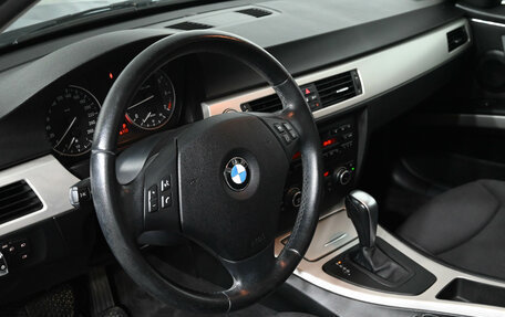 BMW 3 серия, 2011 год, 1 410 000 рублей, 15 фотография