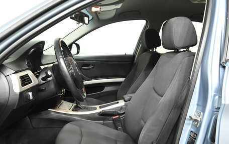 BMW 3 серия, 2011 год, 1 410 000 рублей, 16 фотография