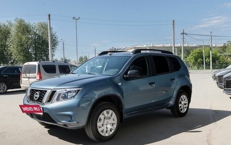 Nissan Terrano III, 2015 год, 1 000 000 рублей, 13 фотография