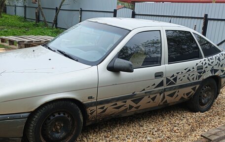 Opel Vectra A, 1989 год, 65 000 рублей, 1 фотография