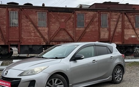 Mazda Axela, 2013 год, 890 000 рублей, 2 фотография