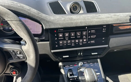 Porsche Cayenne III, 2021 год, 21 000 000 рублей, 9 фотография