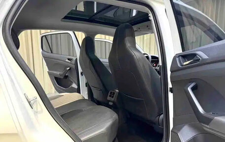 Volkswagen T-Cross I, 2022 год, 1 578 800 рублей, 7 фотография