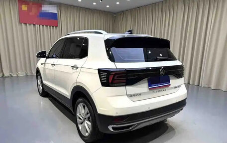 Volkswagen T-Cross I, 2022 год, 1 578 800 рублей, 12 фотография