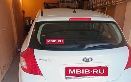 KIA cee'd I рестайлинг, 2010 год, 900 000 рублей, 8 фотография