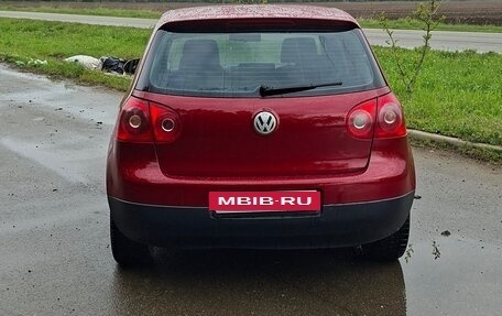 Volkswagen Golf V, 2005 год, 680 000 рублей, 3 фотография
