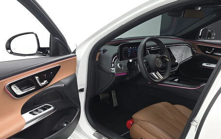 Mercedes-Benz E-Класс, 2025 год, 6 200 000 рублей, 10 фотография