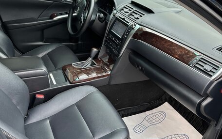 Toyota Camry, 2017 год, 2 475 000 рублей, 8 фотография