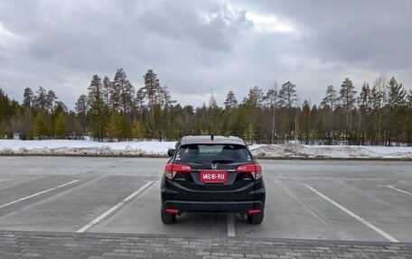 Honda Vezel, 2018 год, 1 950 000 рублей, 7 фотография