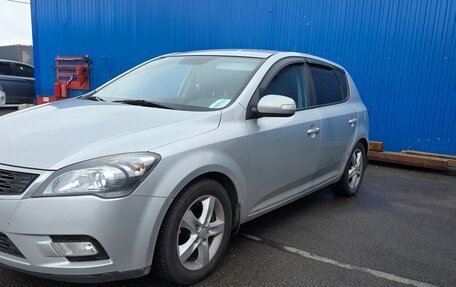 KIA cee'd I рестайлинг, 2010 год, 680 000 рублей, 2 фотография