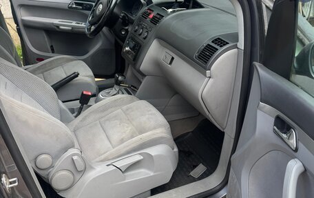 Volkswagen Touran III, 2005 год, 420 000 рублей, 6 фотография