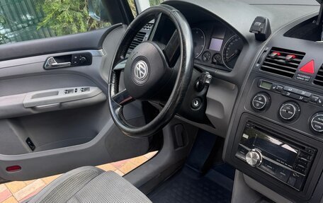 Volkswagen Touran III, 2005 год, 420 000 рублей, 5 фотография