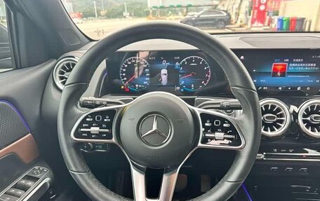 Mercedes-Benz GLB, 2022 год, 2 250 000 рублей, 12 фотография
