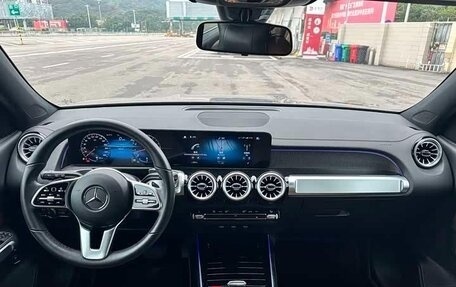Mercedes-Benz GLB, 2022 год, 2 250 000 рублей, 8 фотография
