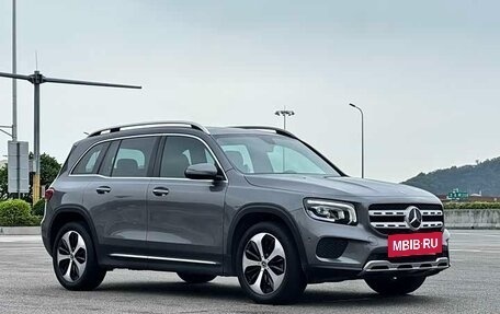 Mercedes-Benz GLB, 2022 год, 2 250 000 рублей, 3 фотография