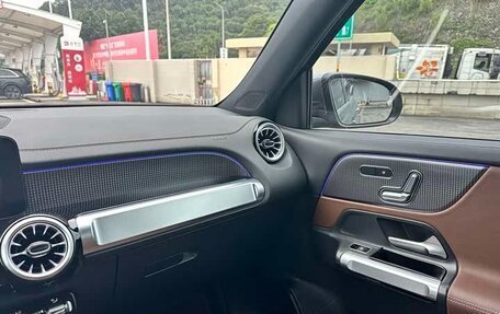 Mercedes-Benz GLB, 2022 год, 2 250 000 рублей, 14 фотография